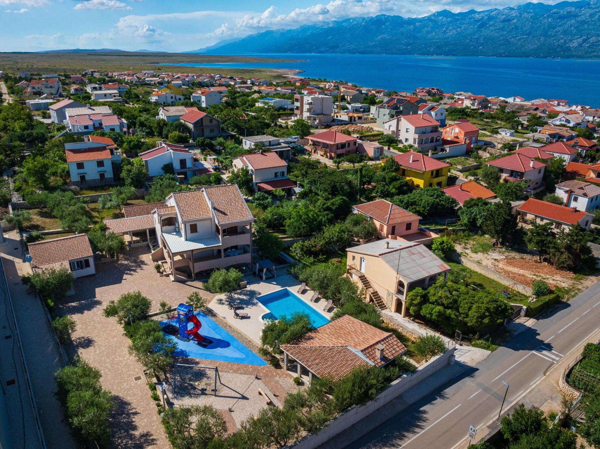 Villa Zlatni Dvori Zadarvillas Ražanac Exteriör bild