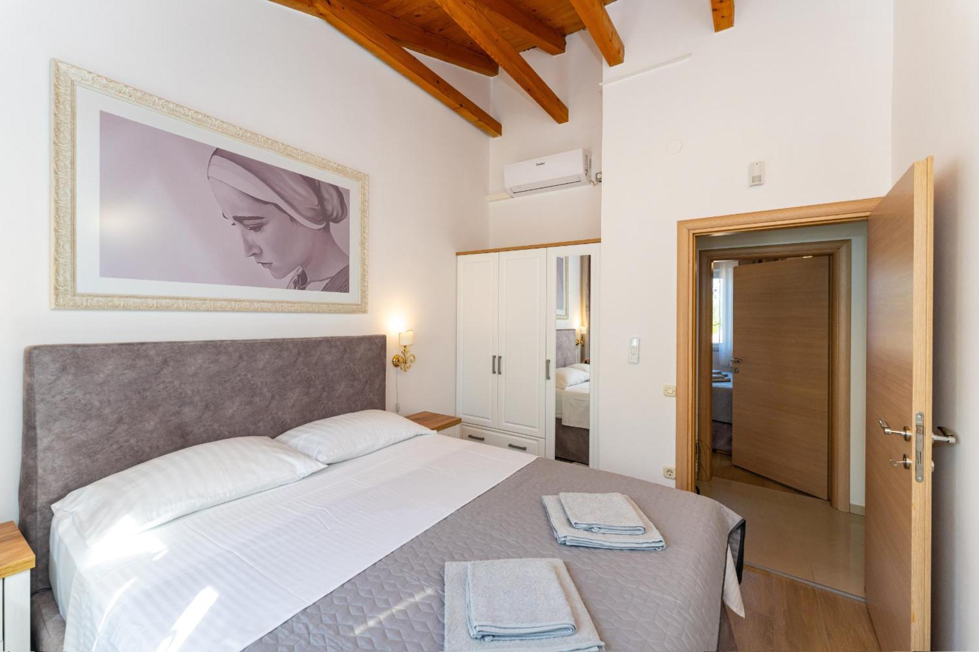 Villa Zlatni Dvori Zadarvillas Ražanac Exteriör bild