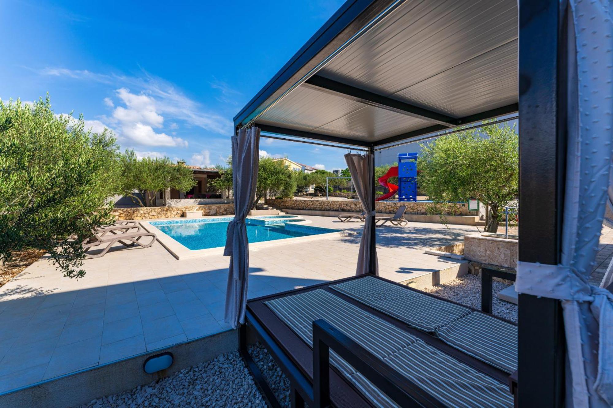 Villa Zlatni Dvori Zadarvillas Ražanac Exteriör bild