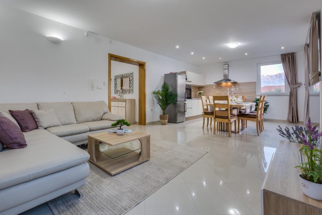 Villa Zlatni Dvori Zadarvillas Ražanac Exteriör bild