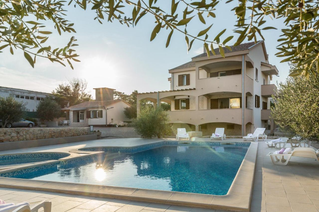 Villa Zlatni Dvori Zadarvillas Ražanac Exteriör bild